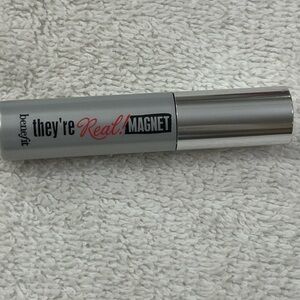 Benefit They're Real! Magnet Mascara